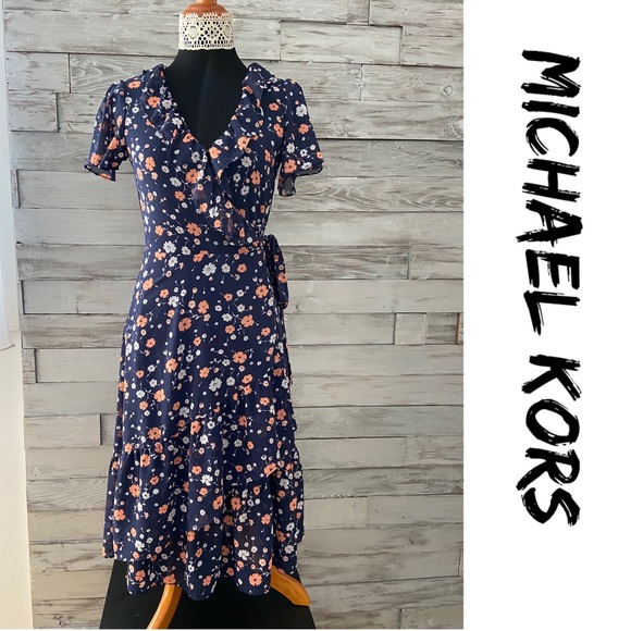 Beautiful MICHAEL KORS dress. - Picture 1 of 11